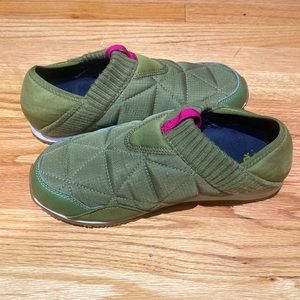 Teva ReEmber slip-ons in Olive